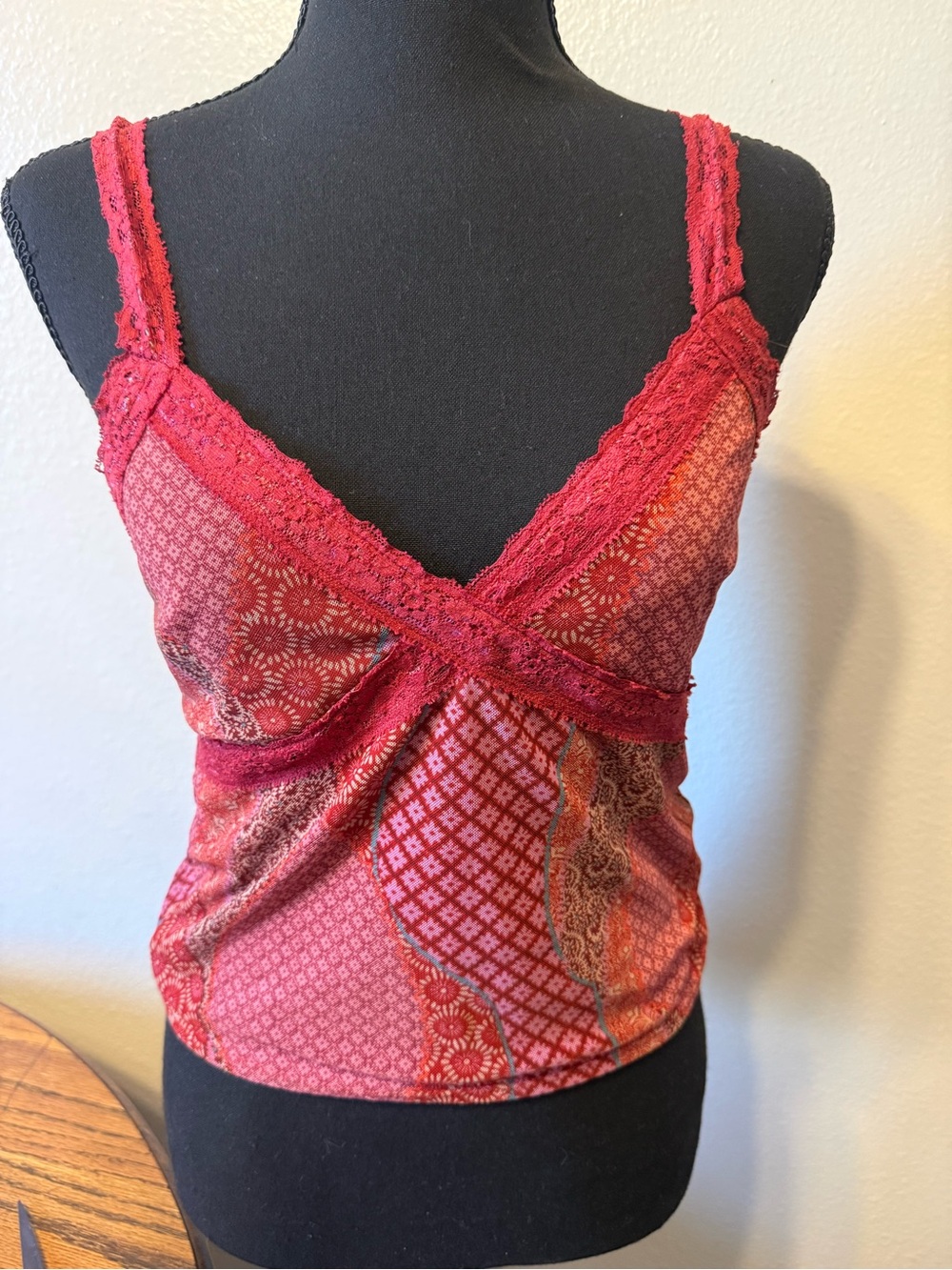 True vintage y2k no boundaries  Red Lace Trim Camisole Tank Top
